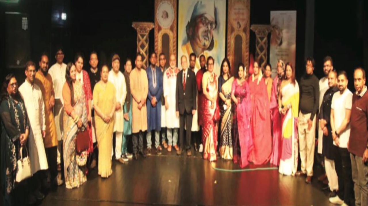 লন্ডনে বর্ণাঢ্য আয়োজনে কাজী নজরুল ইসলামের ১২৬তম জন্মজয়ন্তী উদযাপন