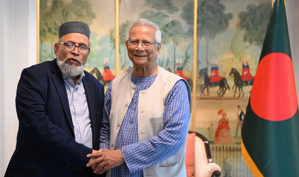 ড: মুহাম্মদ ইউনূসের সাথে বাংলাদেশী কমিউনিটি নেতৃবৃন্দের সাক্ষাৎ, প্রবাসীদের বিভিন্ন দাবি-দাওয়া পেশ