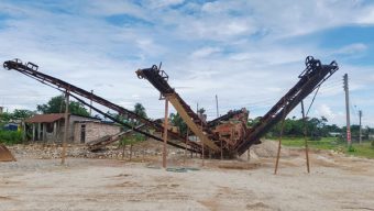 বিদ্যুৎবিহীন ধোপাগুল স্টোন ক্রাশার এলাকা, প্রতিরাতে চুরি হচ্ছে যন্ত্রাংশ