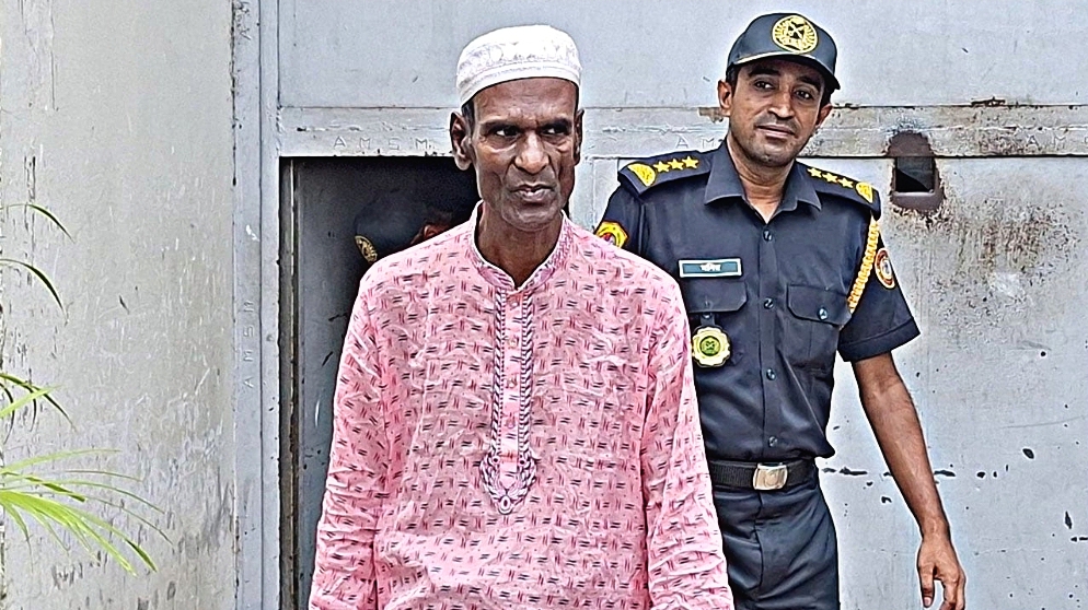 বিচার সাজা বিহীন ৩০ বছর কারাভোগ :অতপর পেলেন মুক্তি