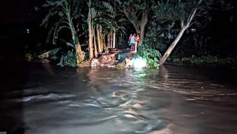 বিপদসীমা অতিক্রম তিস্তার পানি  : বাঁধ ভেঙে লোকালয়ে প্রবেশ