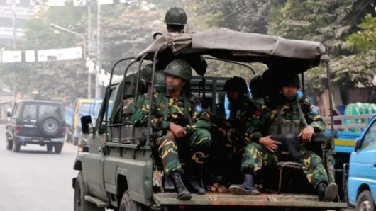 সেনা কর্মকর্তাদের নির্বাহী ম্যাজিস্ট্রেসির ক্ষমতা বাড়িয়ে প্রজ্ঞাপন