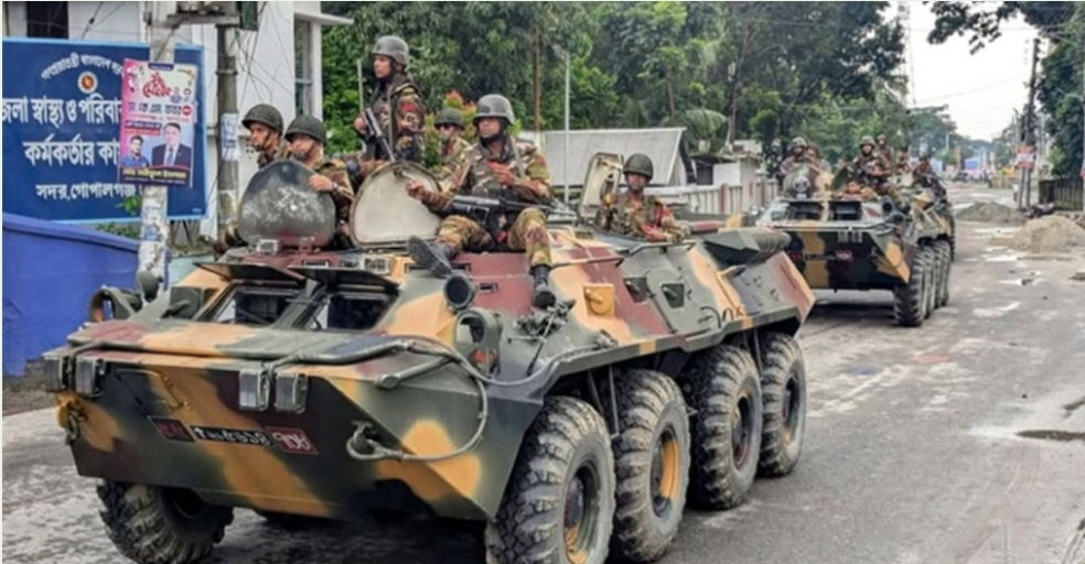 গোপালগঞ্জে কারফিউ অব্যাহত: জনমনে আতঙ্কের চাপ