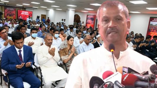 হাসিনার মতো জঘন্য অপরাধ পাকিস্তানি হানাদাররাও করেনি:আসিফ নজরুল