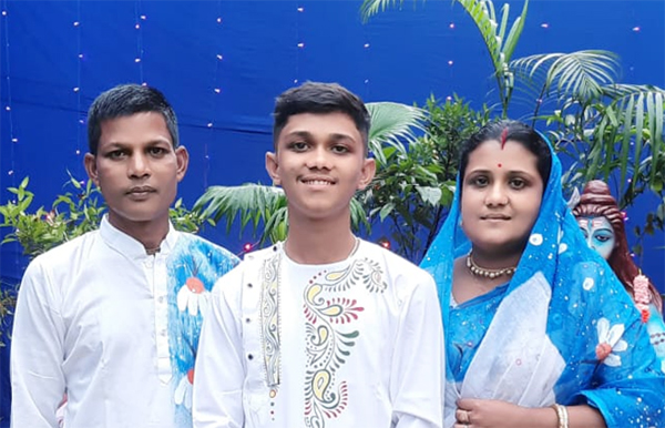 জিপিএ-৫ পেয়েছে দ্বীপ দাস