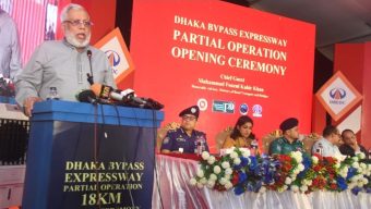 নিজের নাম থাকায় ফলক উন্মোচন না করেই সেতু উদ্বোধন করলেন উপদেষ্টা