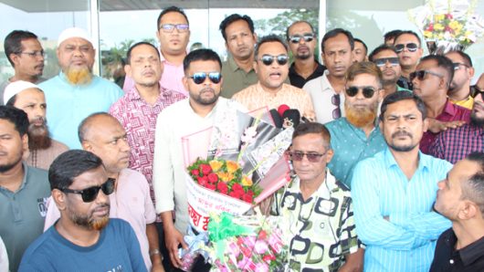 যুবদল যুক্তরাজ্য শাখার সহ সভাপতি রাকিব আলীকে সংবর্ধনা