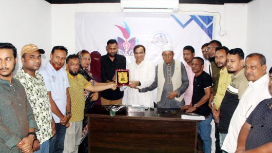 মানবিক কাজের মাধ্যমে নিজেকে প্রতিষ্ঠিত করতে হবে: কয়েস লোদী