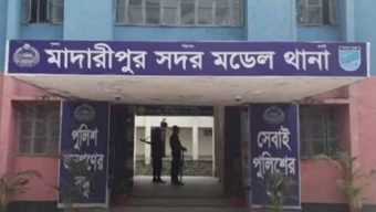 মাদারীপুরে রোমান হত্যায় ১৮জনের নাম উল্লেখ করে মামলা