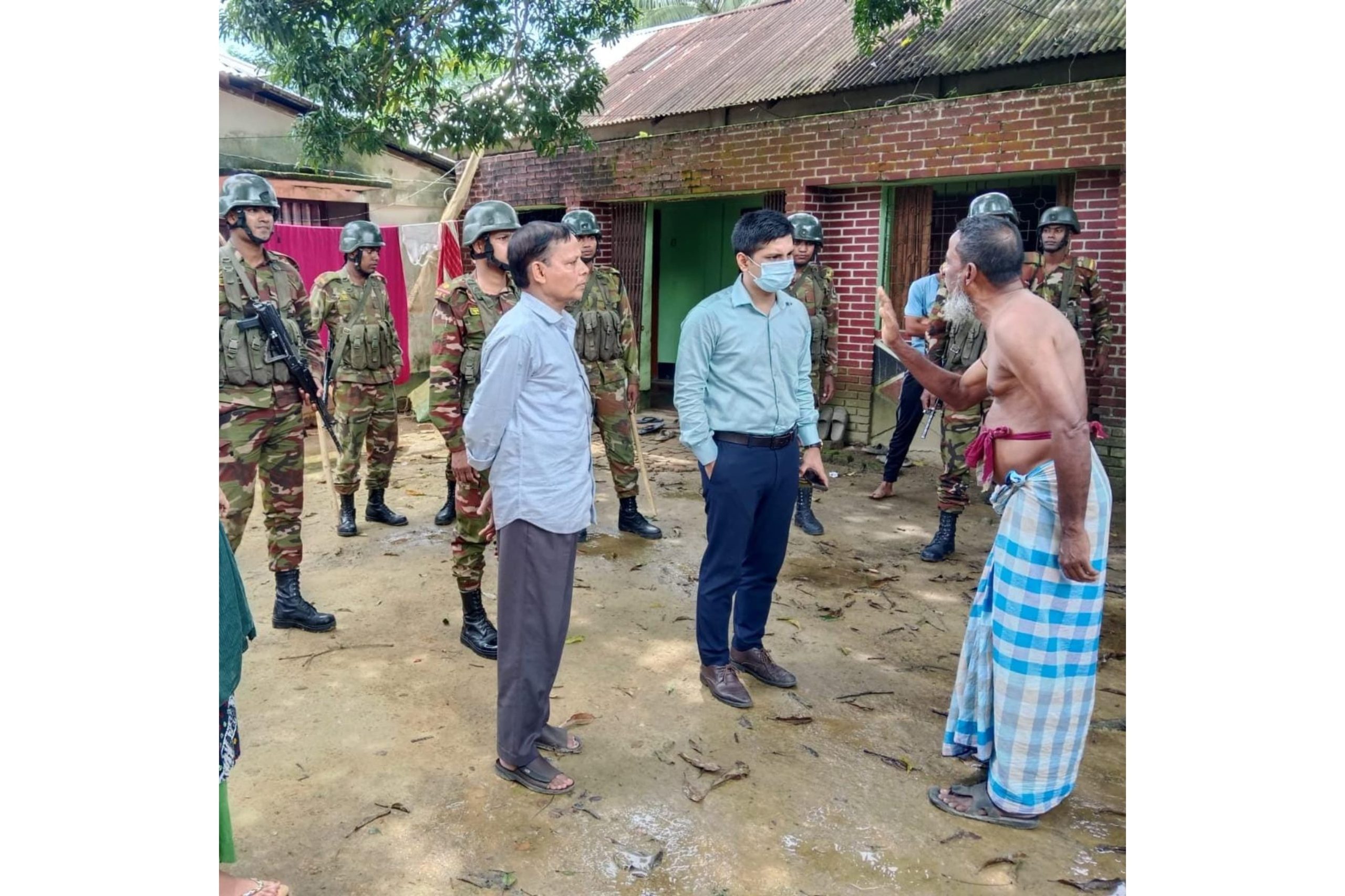 গোলাপগঞ্জের এসি ল্যান্ড সহ ৫ সরকারি কর্মকর্তাকে শোকজ
