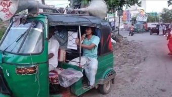 চট্টগ্রামে আওয়ামী লীগকে বাড়ি ভাড়া না দিতে পুলিশের মাইকিং