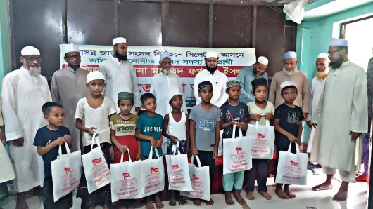 আমুড়া ইউনিয়নে মাওলানা ফখরুল ইসলামের উদ্যোগে ফ্রি খৎনা ক্যাম্প অনুষ্ঠিত