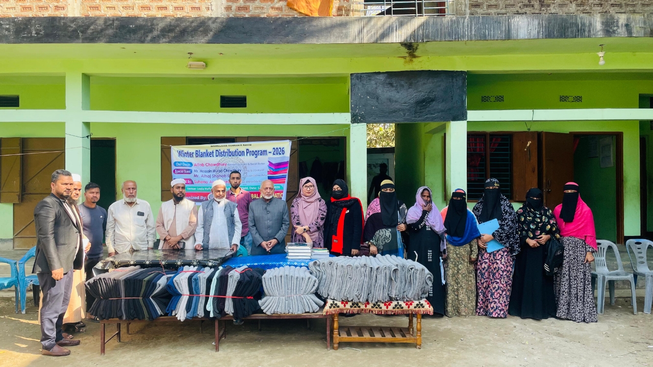 ইউএস বাংলা গ্লোবাল এসোসিয়েশনের উদ্যোগে মাদরাসা শিক্ষার্থীদের মাঝে শীতবস্ত্র বিতরণ