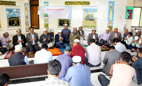 জালালাবাদ গ্যাস অফিসে পবিত্র শবে বরাত উপলক্ষে মিলাদ ও দোয়া মাহফিল