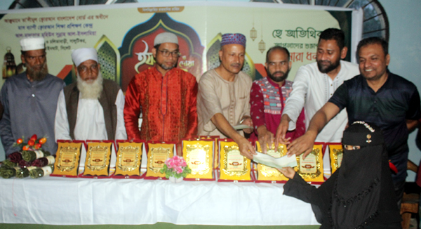 আনোয়ার ফাউন্ডেশন ইউকে’র উদ্যোগে ইফতার মাহফিল ও ঈদবস্ত্র বিতরণ