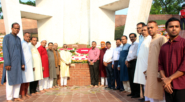 মহান স্বাধীনতা দিবসে জালালাবাদ গ্যাস অফিসের শ্রদ্ধাঞ্জলি অর্পণ