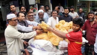 সিলেট মোটরসাইকেল পার্টস মার্চেন্ট এসোসিয়েশনের উদ্যোগে খাদ্যসামগ্রী বিতরণ