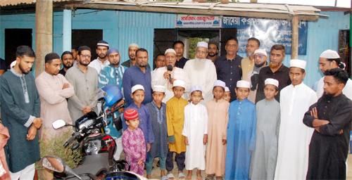 বিএনপি নেতা নজীবুর রহমান নজীবের উদ্যোগে এতিম ও মাদ্রাসা শিক্ষার্থীদের নিয়ে ইফতার মাহফিল