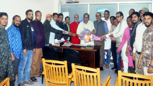 সিলেট জেলা পরিষদের প্রশাসক আবুল কাহের চৌধুরী শামীমকে হিন্দু বৌদ্ধ খ্রিষ্টান কল্যাণ ফ্রন্টের সংবর্ধনা প্রদান