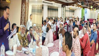 কালেক্টরেট জামে মসজিদ মার্কেটের মালিক-ব্যবসায়ী বিরোধ নিরসনে রাজনৈতিক ও ব্যবসায়ী নেতৃবৃন্দের মতবিনিময়