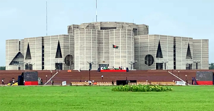 সংরক্ষিত নারী আসনে তপশিল ঘোষণা