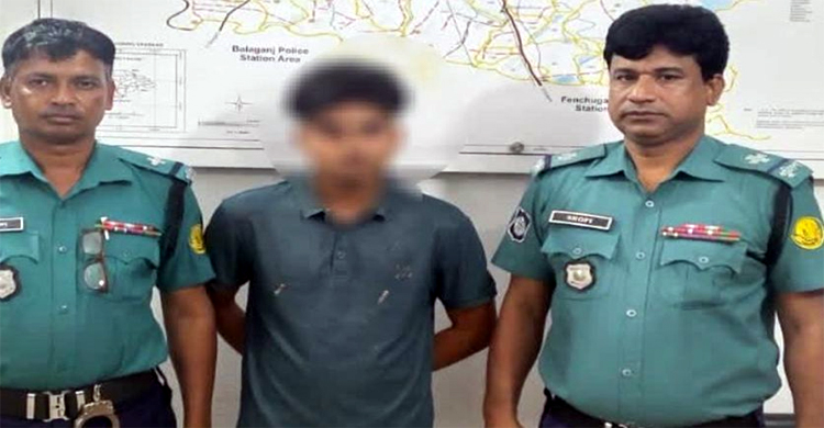 সিলেটে প্রেমের ফাঁদে ফেলে স্কুল ছাত্রীকে অপহরণ, যুবক গ্রে ফ তা র