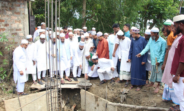 একটি আদর্শ সমাজ গঠনে মসজিদ ও মাদরাসার ভূমিকা অপরিসীম: এম. এ. মালিক