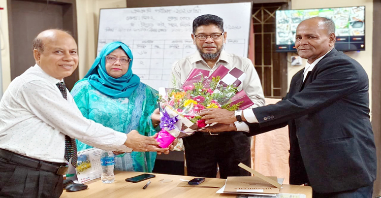 দি এইডেড হাই স্কুলের এডহক কমিটির সভাপতি হিসেবে বদরুজ্জামান সেলিমের দায়িত্ব গ্রহণ