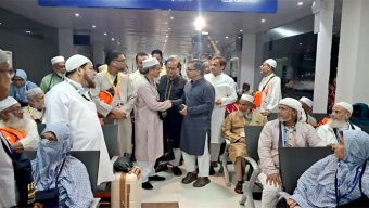 সিলেট থেকে ৪১৯ যাত্রী নিয়ে মদিনায় গেল প্রথম হজ ফ্লাইট