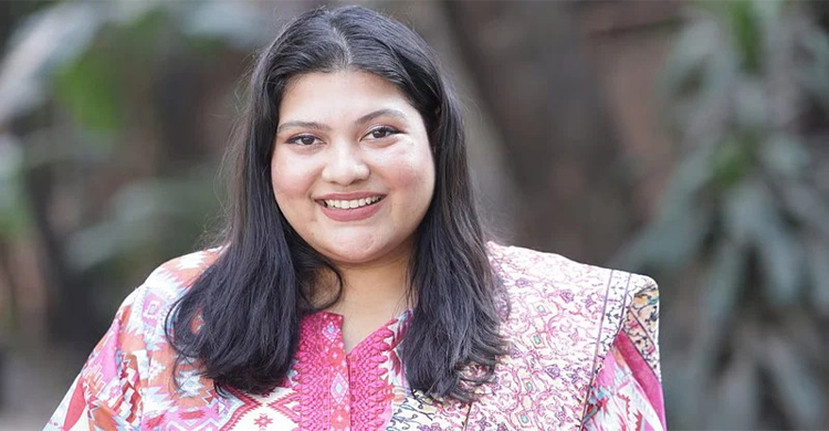 মারা গেছেন কনটেন্ট ক্রিয়েটর কারিনা কায়সার