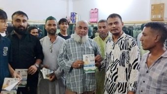 ১০নং কামাল বাজার ইউনিয়ন পরিষদ নির্বাচনে চেয়ারম্যান প্রার্থী আব্দুল মান্নানের প্রচার লিফলেট বিতরণ